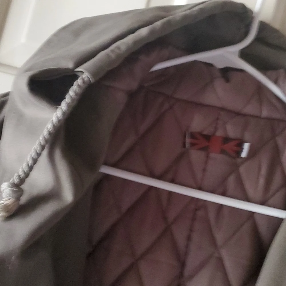 Jacket - Picture 2 of 10